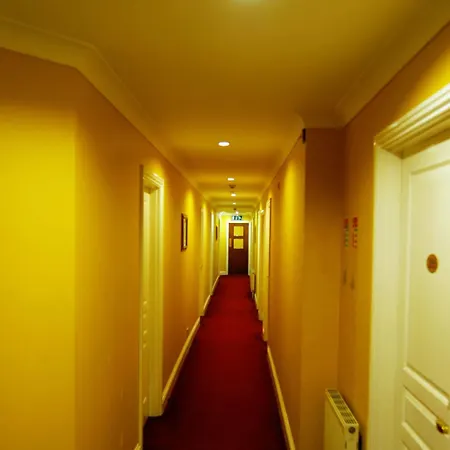 Palmerstown 3*