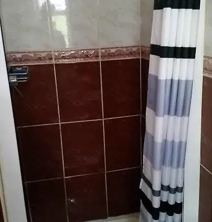 Palmerstown Гостевой дом Дублин